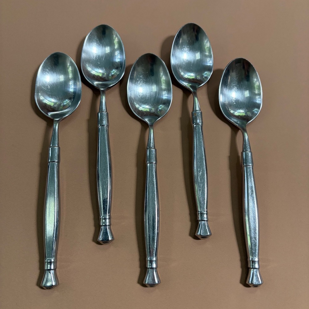 Oneida Act 1 Stainless Table Soup Spoons Set of 5 Glossy Silver Heirloom Cube